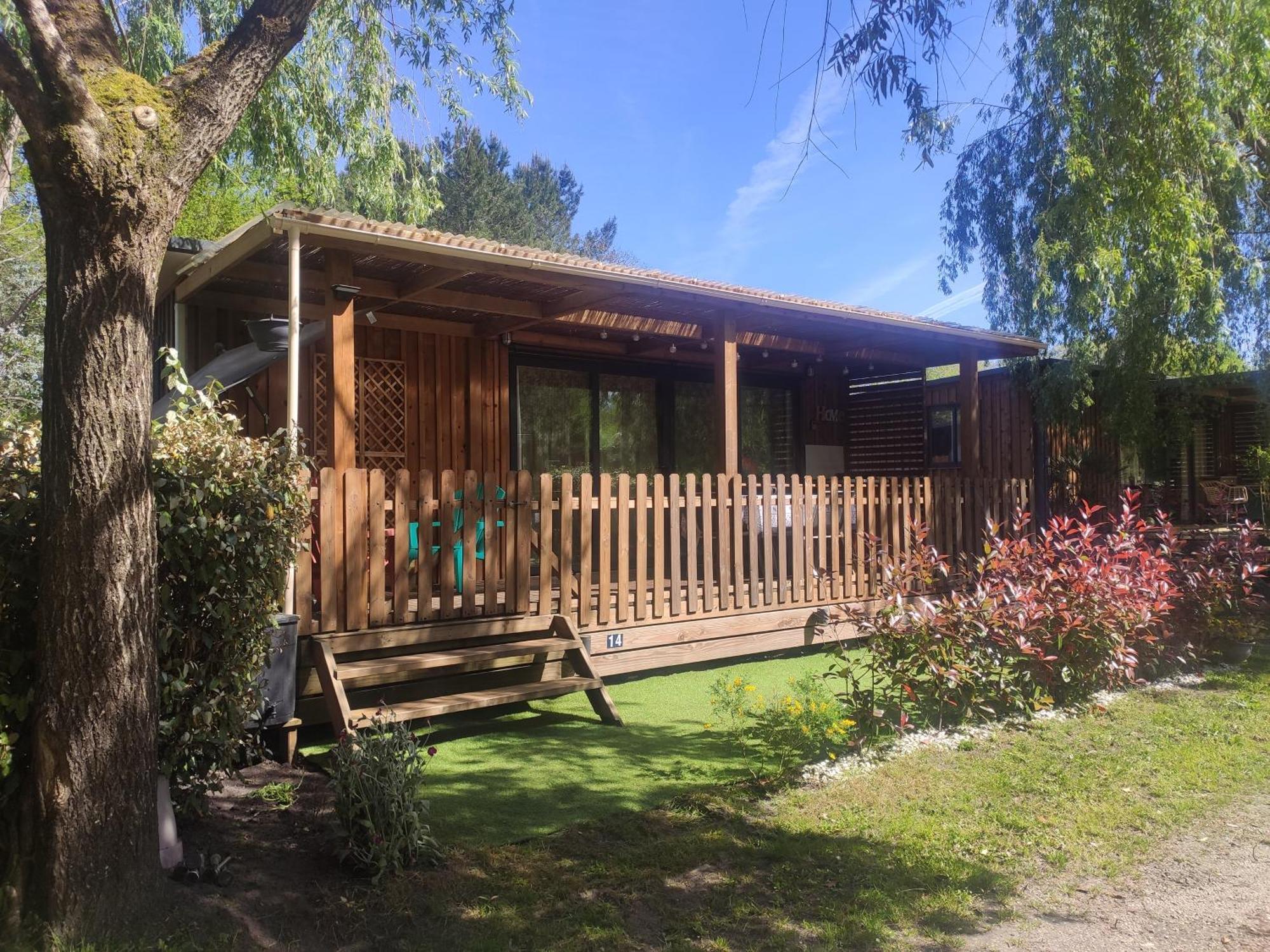Location Saisonniere Onesse-Laharie Hotel Exterior foto